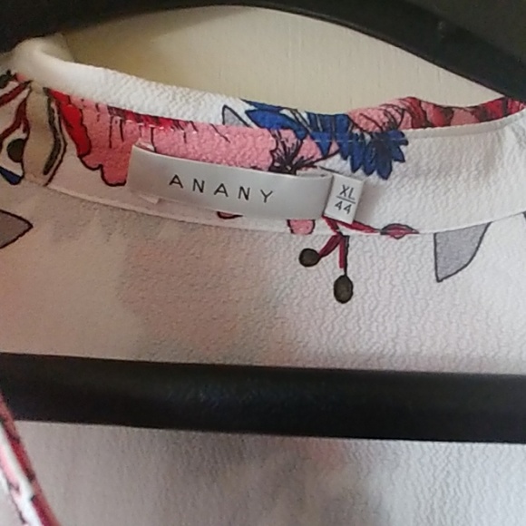 Blouse - Picture 2 of 4